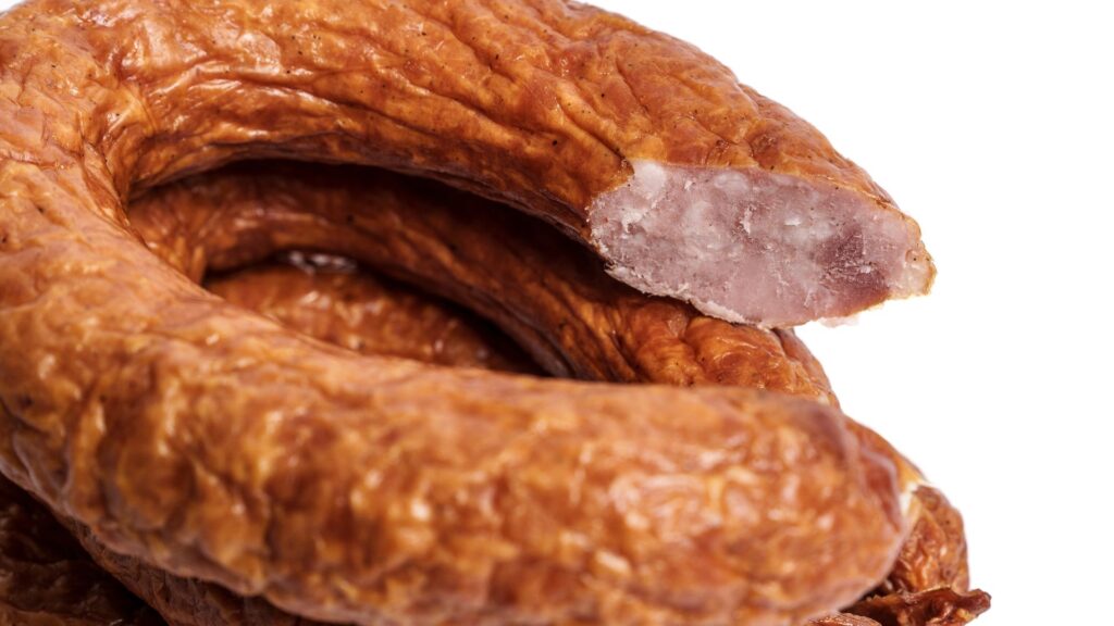 bystry-sklepy-miesne-kielbasa-jalowcowa-wedzona-aromatyczna