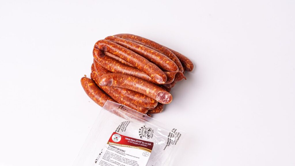 bystry-zaklady-miesne-kielbasy-frankfurterki-mieso-sklep