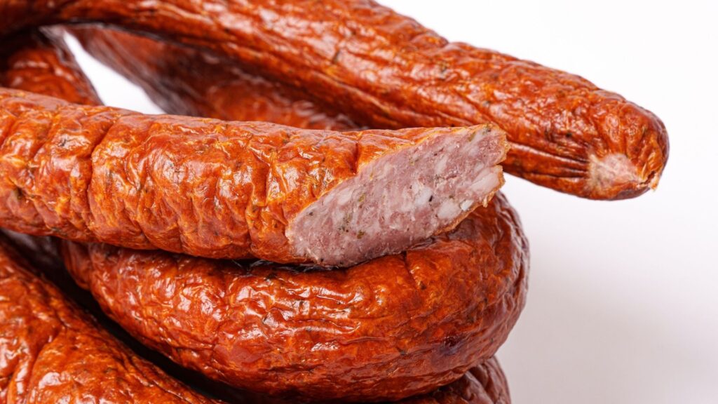 bystry-zaklady-miesne-kielbasy-kielbasa-wiejska-pieczona-wyroby-tradycyjne