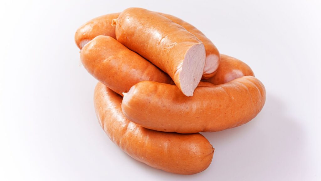 bystry-zaklady-miesne-kielbasy-kielbasa-parowkowa-smak-naturalny-produkcja