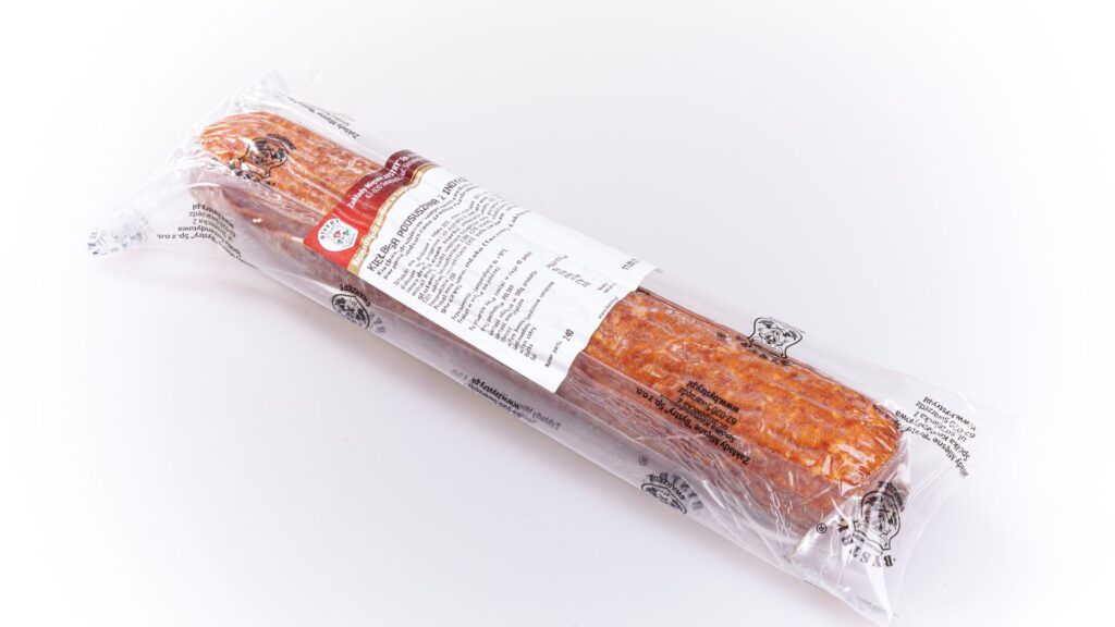 bystry-zaklady-miesne-kielbasy-kielbasa-podsuszana-z-indyka-mieso-wedliny-tradycja